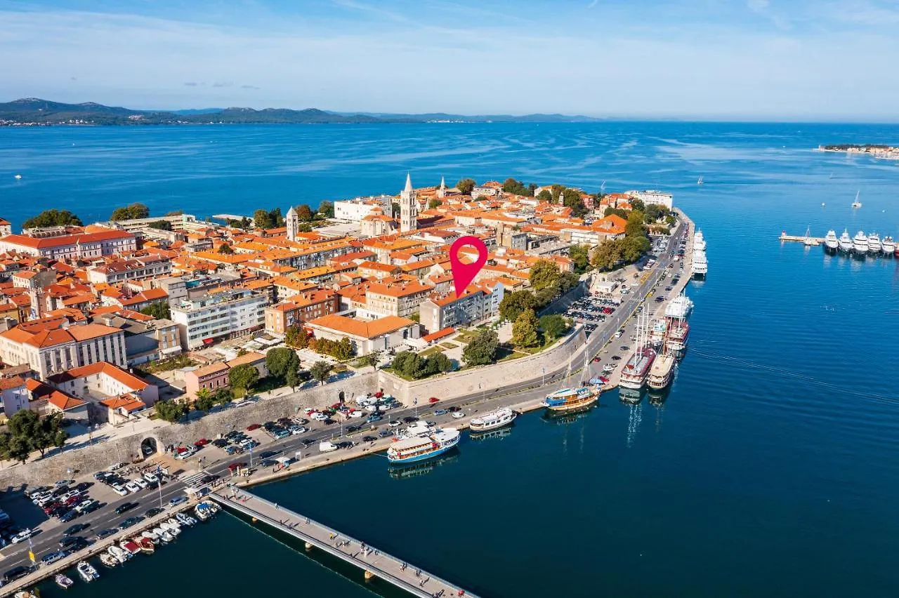 Studio And Rooms Zadar City Wall Appartement