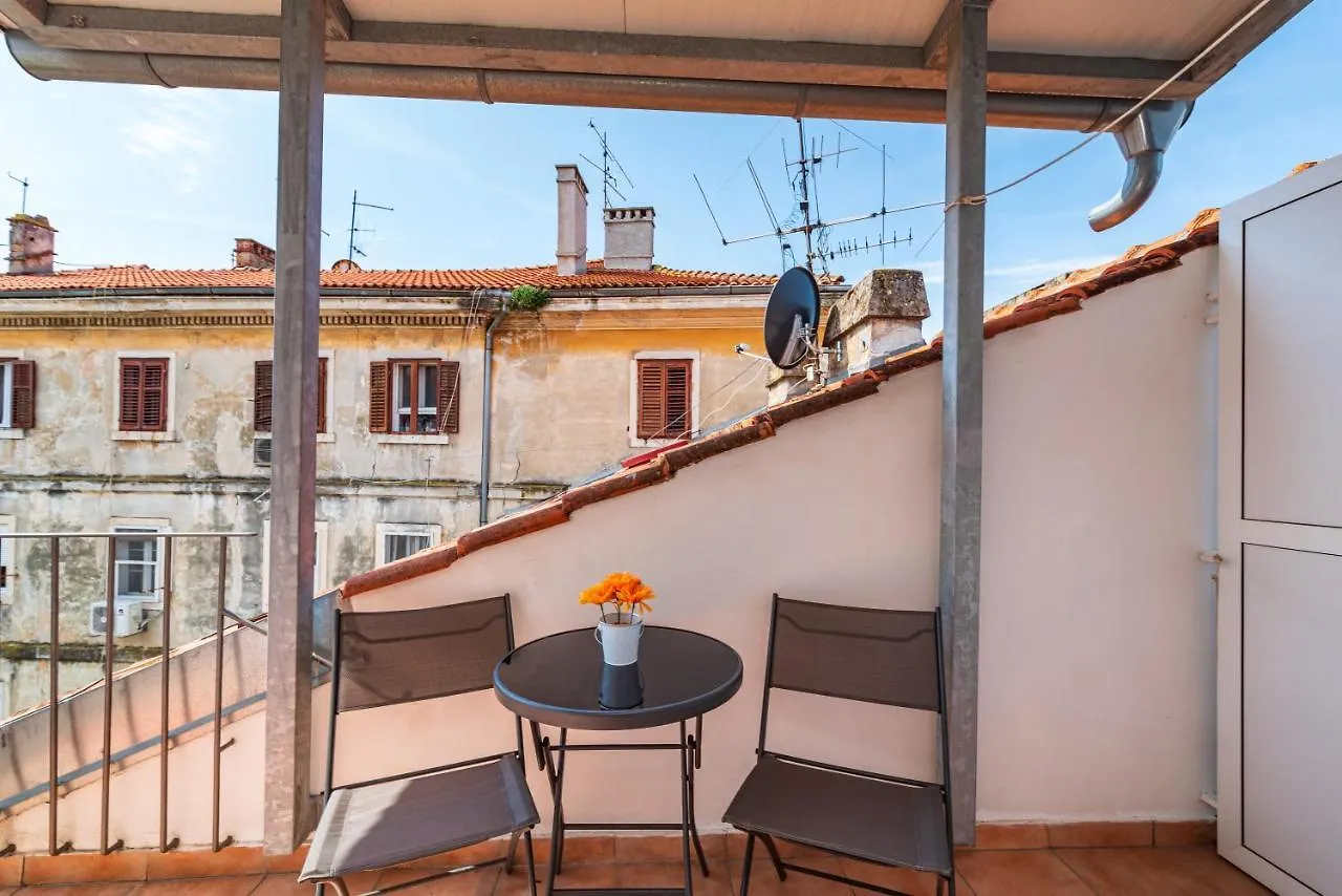 Studio And Rooms Zadar City Wall Appartement