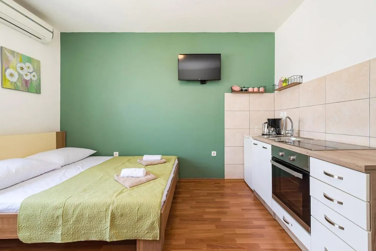 Studio And Rooms Zadar City Wall Appartement