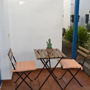 https://apartamento-luminoso.in-canary-islands.com